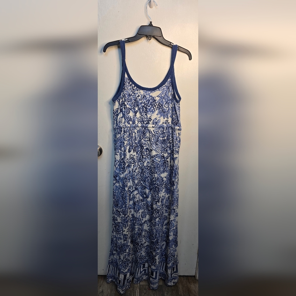 *3 FOR $12* Merona Blue and Off-White Floral Maxi Dress - Picture 2 of 4
